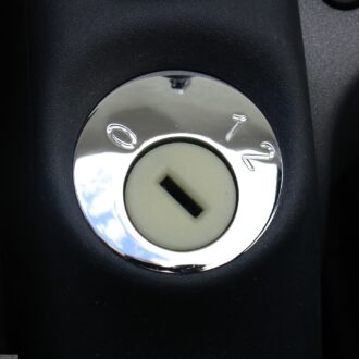 Ignition lock plate in finish chrome for Smart Fortwo 450