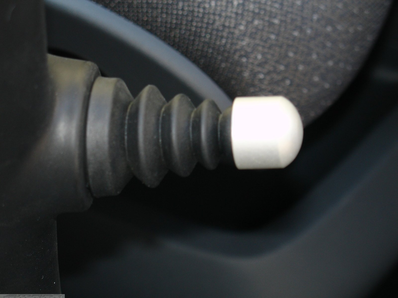 End caps for mirror adjustment for Smart Fortwo 450